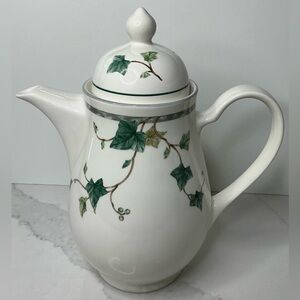 Keltcraft By Noritake Coffee Pot w/ Lid Ivy Lane Green Ireland Preloved